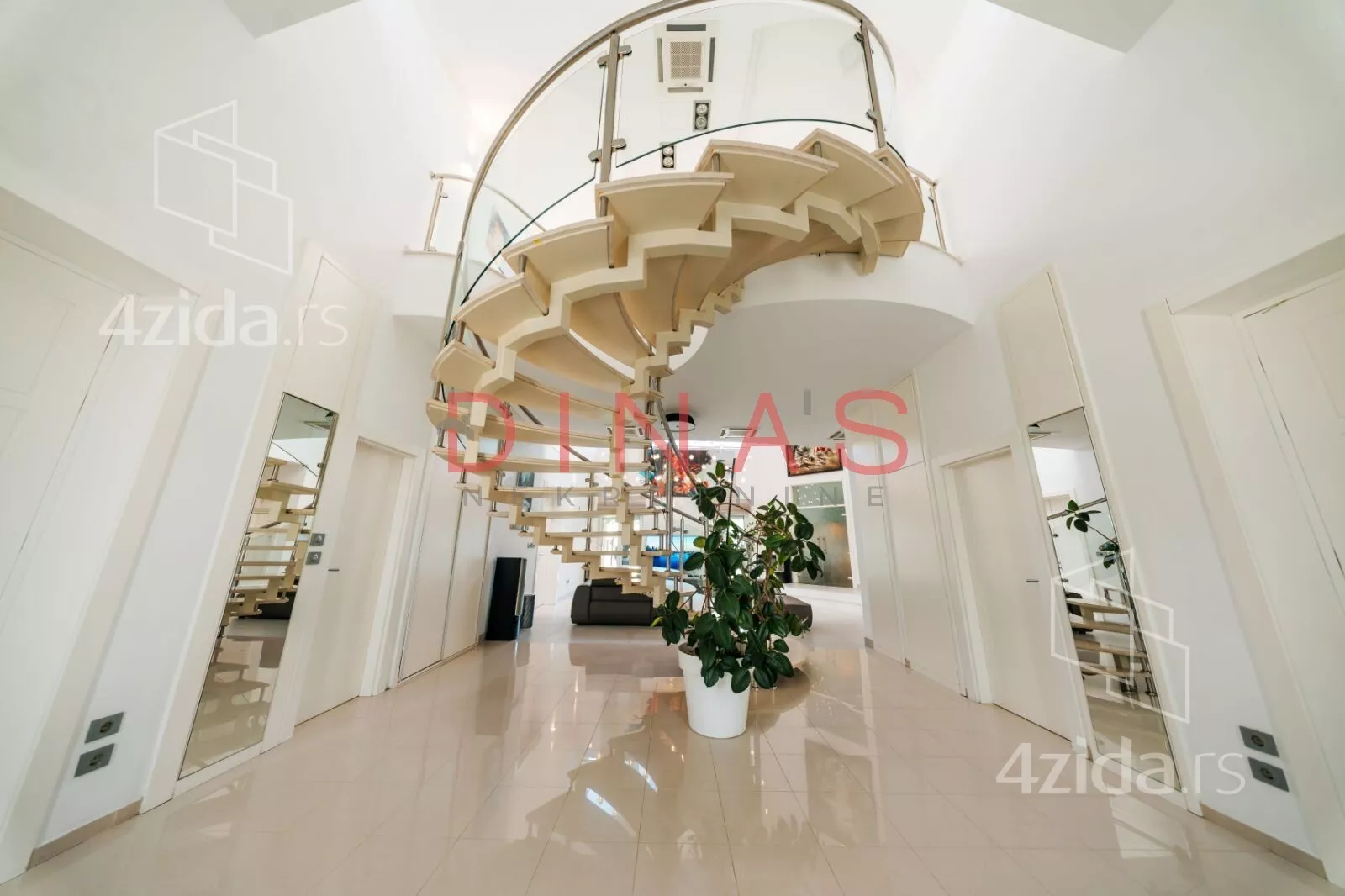 Kuća | 4zida