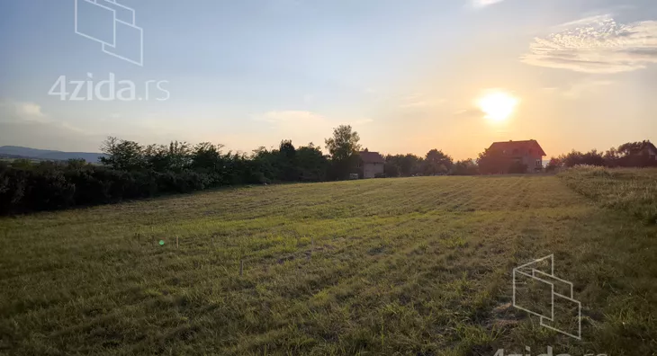 Građevinsko zemljište | 4zida
