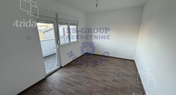 Četvoroiposoban stan | 4zida