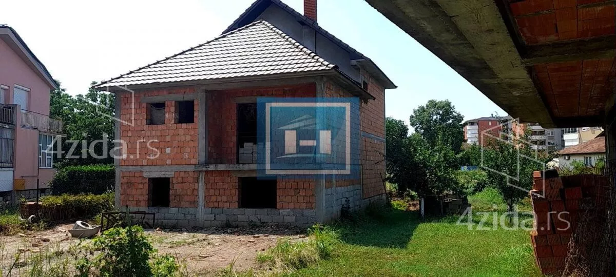 Kuća | 4zida