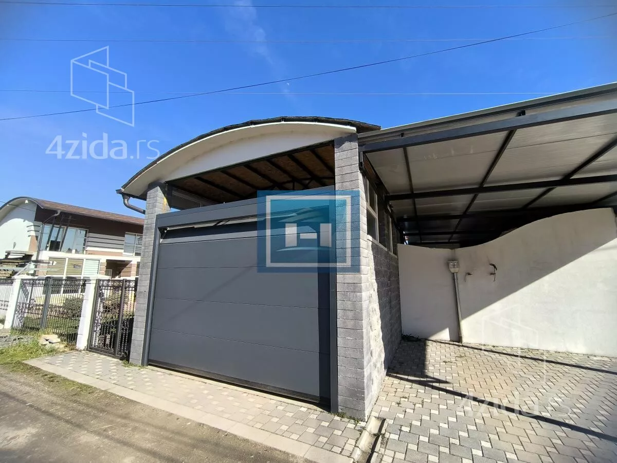 Garaža | 4zida