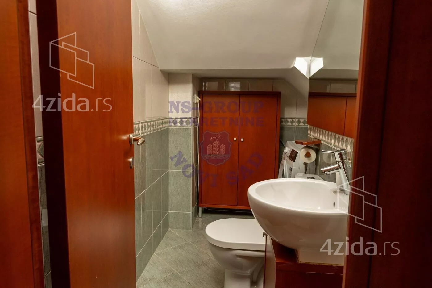 Petosoban stan | 4zida