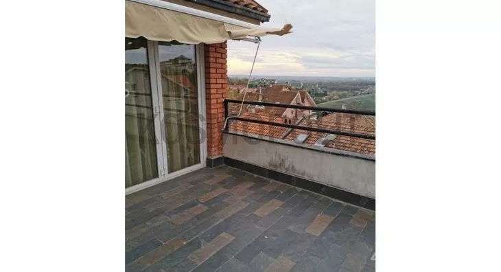 Šestosoban stan | 4zida