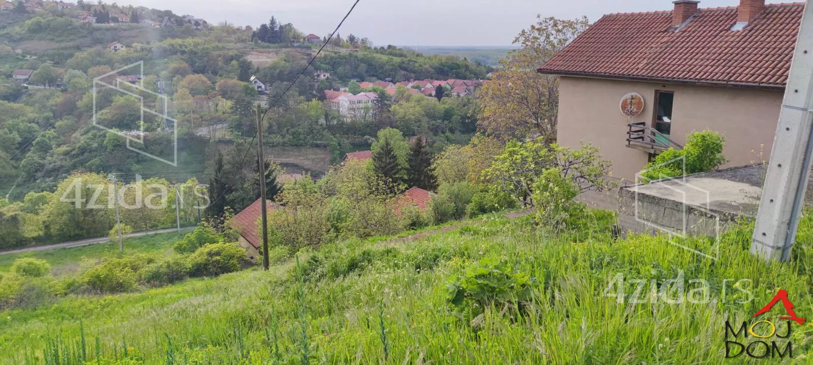 Plac | 4zida