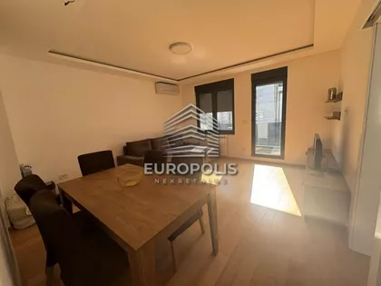 Vase Stajića | 4zida.rs