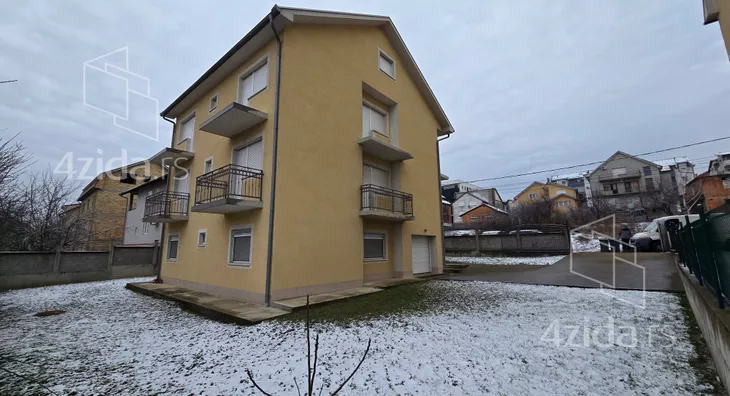 3-etažna kuća | 4zida