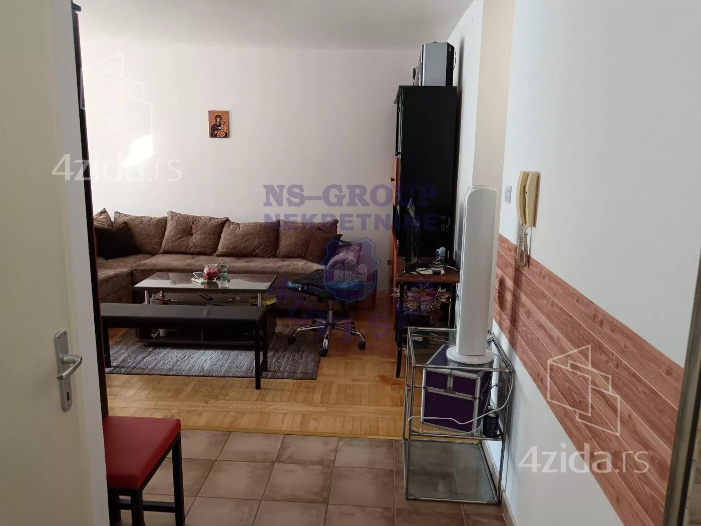 Dvoiposoban stan | 4zida