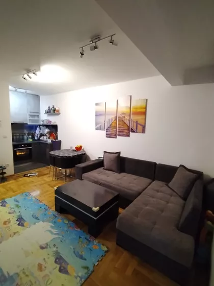 Samjuela Beketa | 4zida.rs