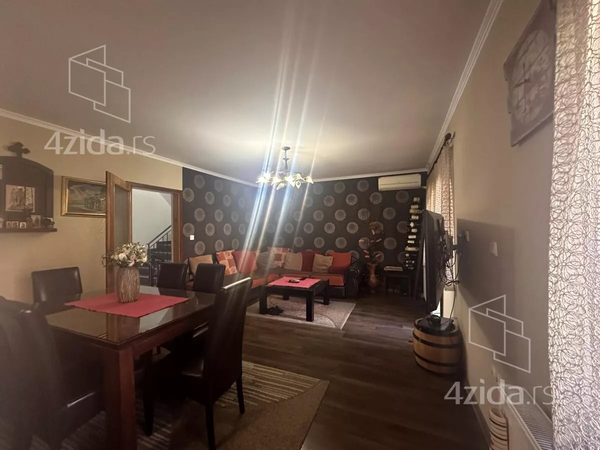 Kuća | 4zida