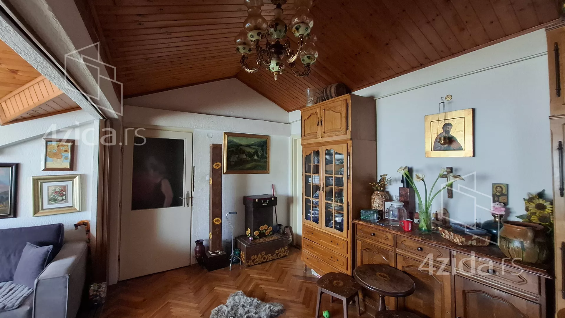 Troiposoban stan | 4zida