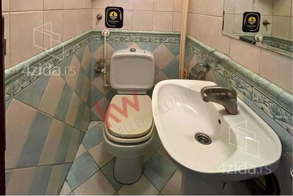 Šestosoban stan | 4zida