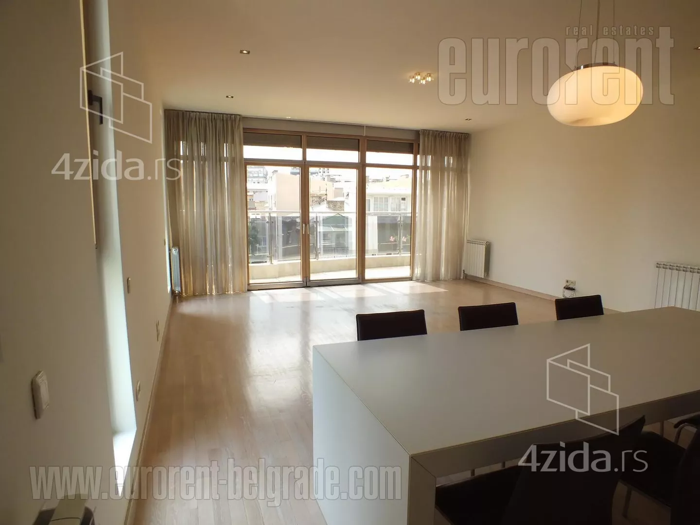 Šestosoban stan | 4zida