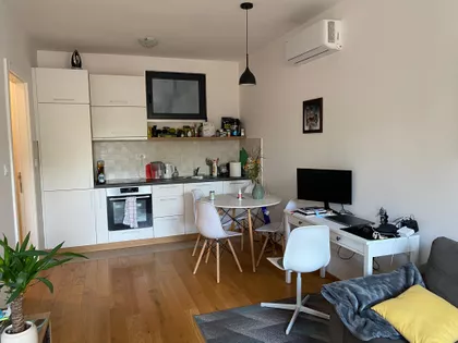 Carigradska | 4zida.rs
