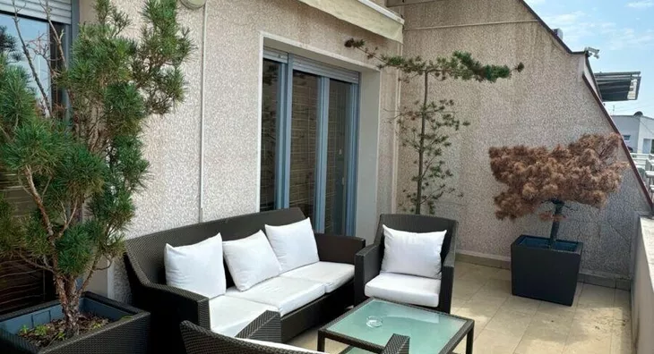 Petoiposoban stan | 4zida