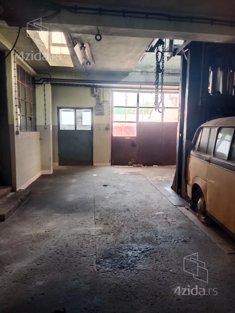 Poslovni prostor | 4zida