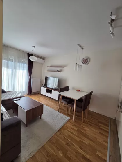 Pavla Savića 25 | 4zida.rs