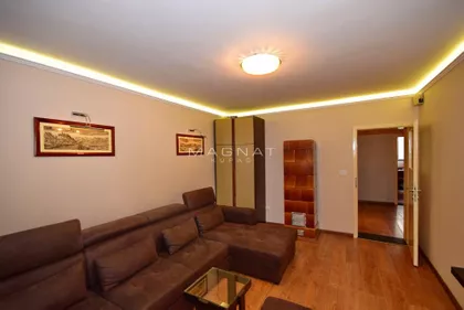 Šantićeva | 4zida.rs