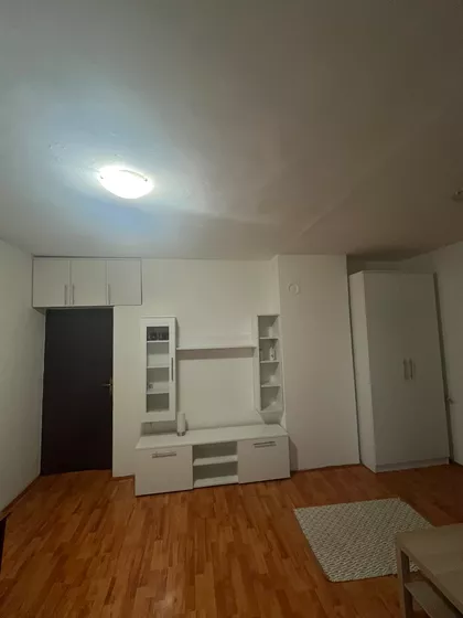Profesora Rasulića 9 | 4zida.rs
