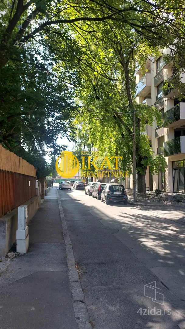 Garaža | 4zida
