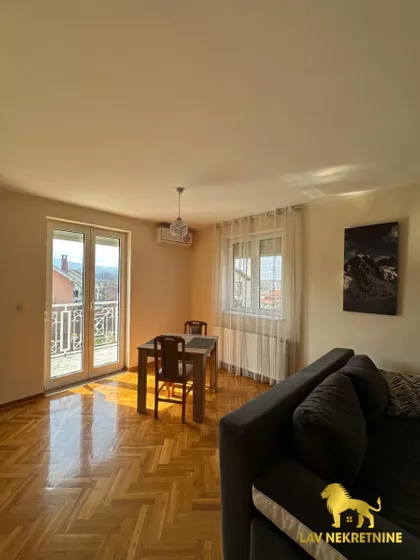 POPINSKI BORCI | 4zida.rs