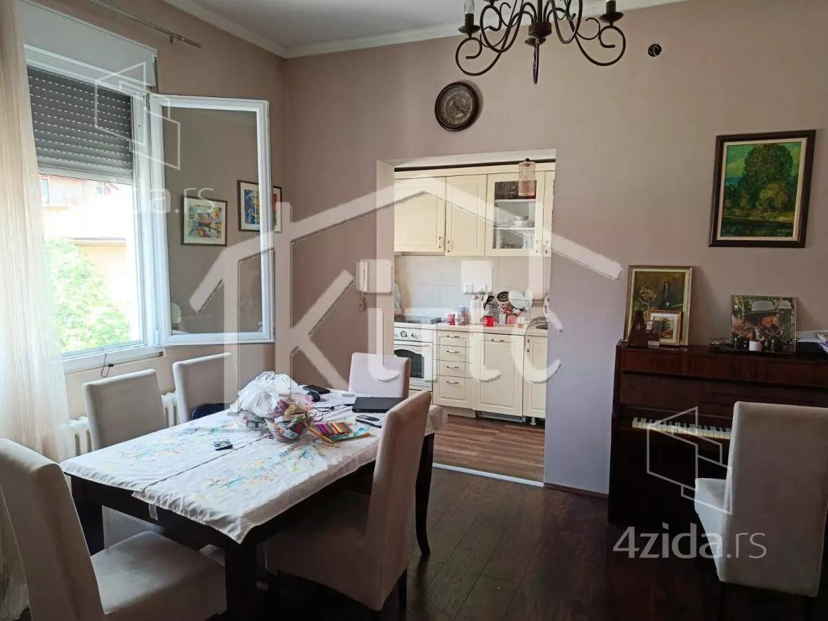 Kuća | 4zida