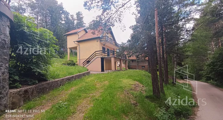 3-etažna kuća | 4zida