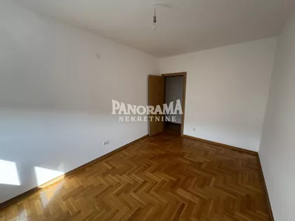 Radmile Savićević | 4zida.rs