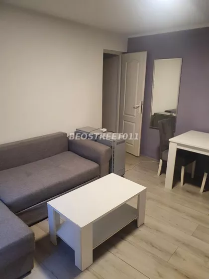 Crveni Krst Zvezdara | 4zida.rs