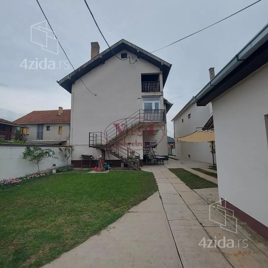 Kuća | 4zida