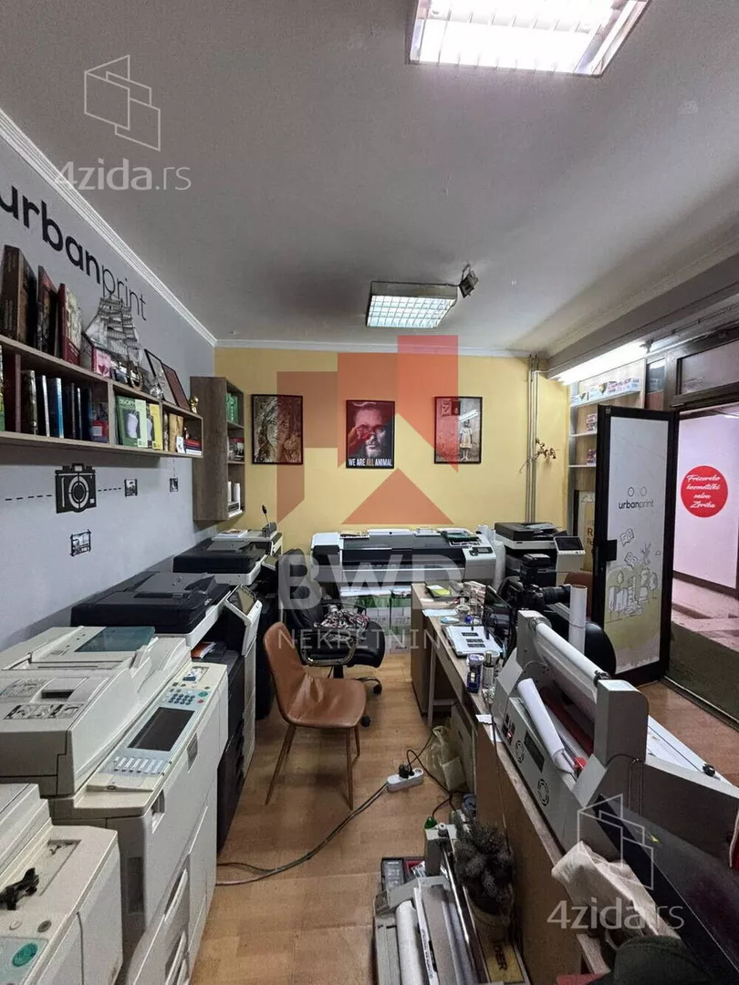 Lokal | 4zida