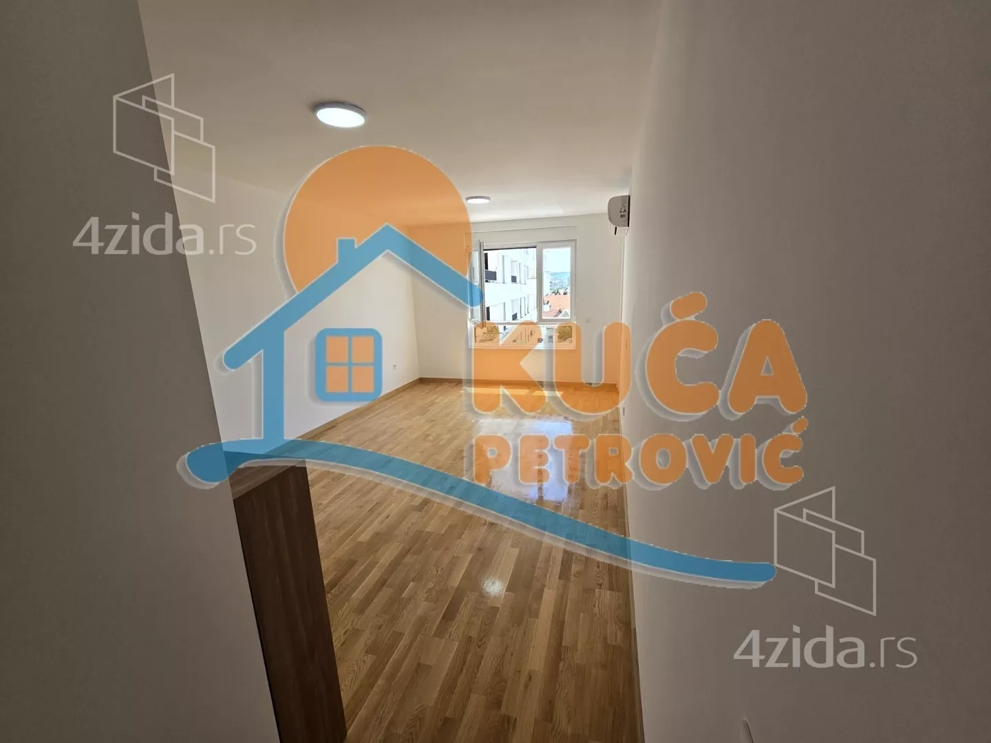 Lokal | 4zida