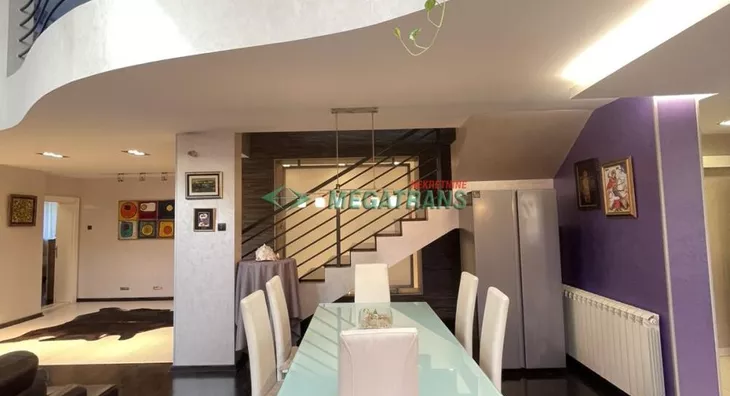 Šestosoban stan | 4zida