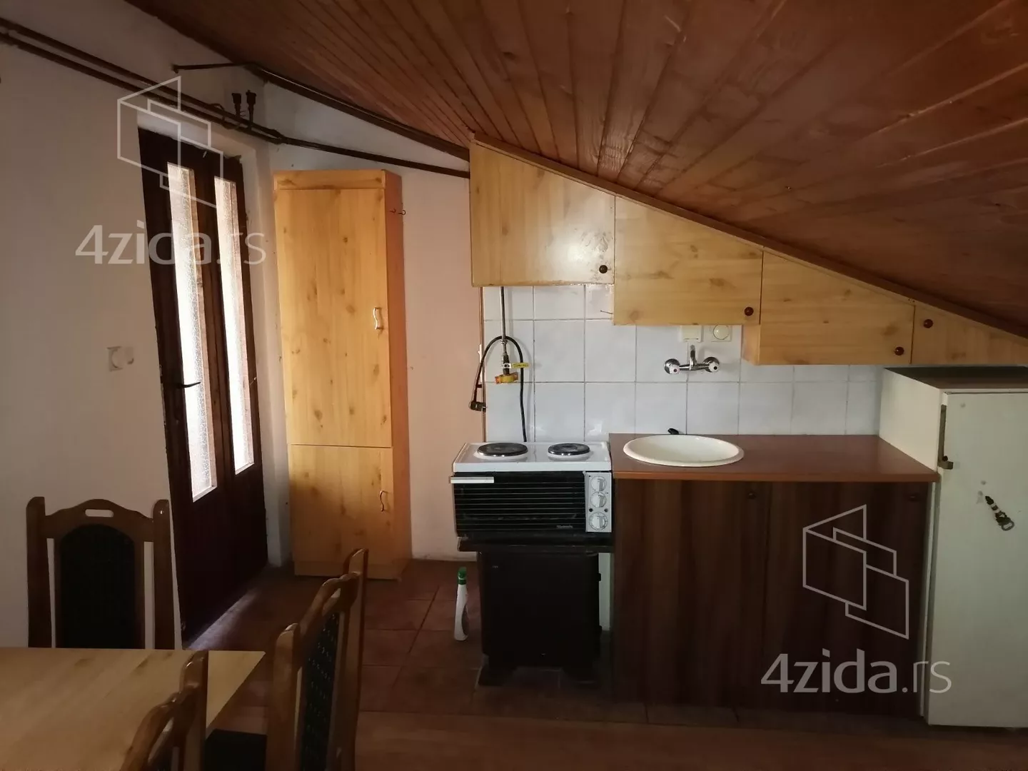 Jednosoban stan | 4zida