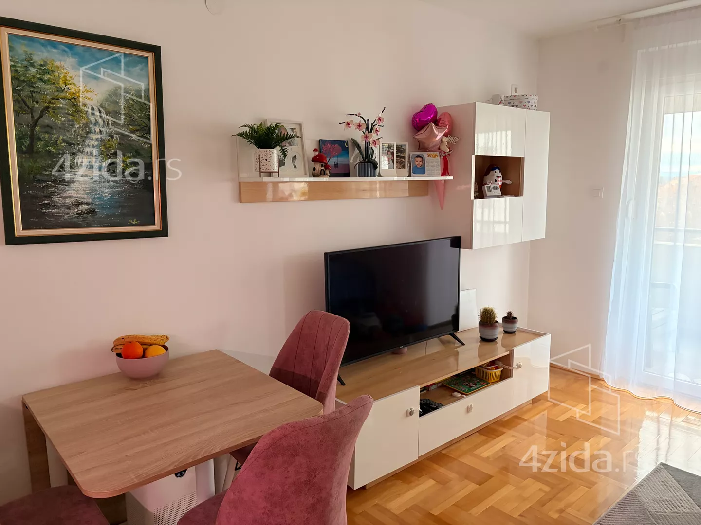 Dvoiposoban stan | 4zida