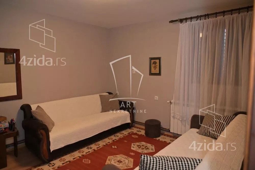 3-etažna kuća | 4zida