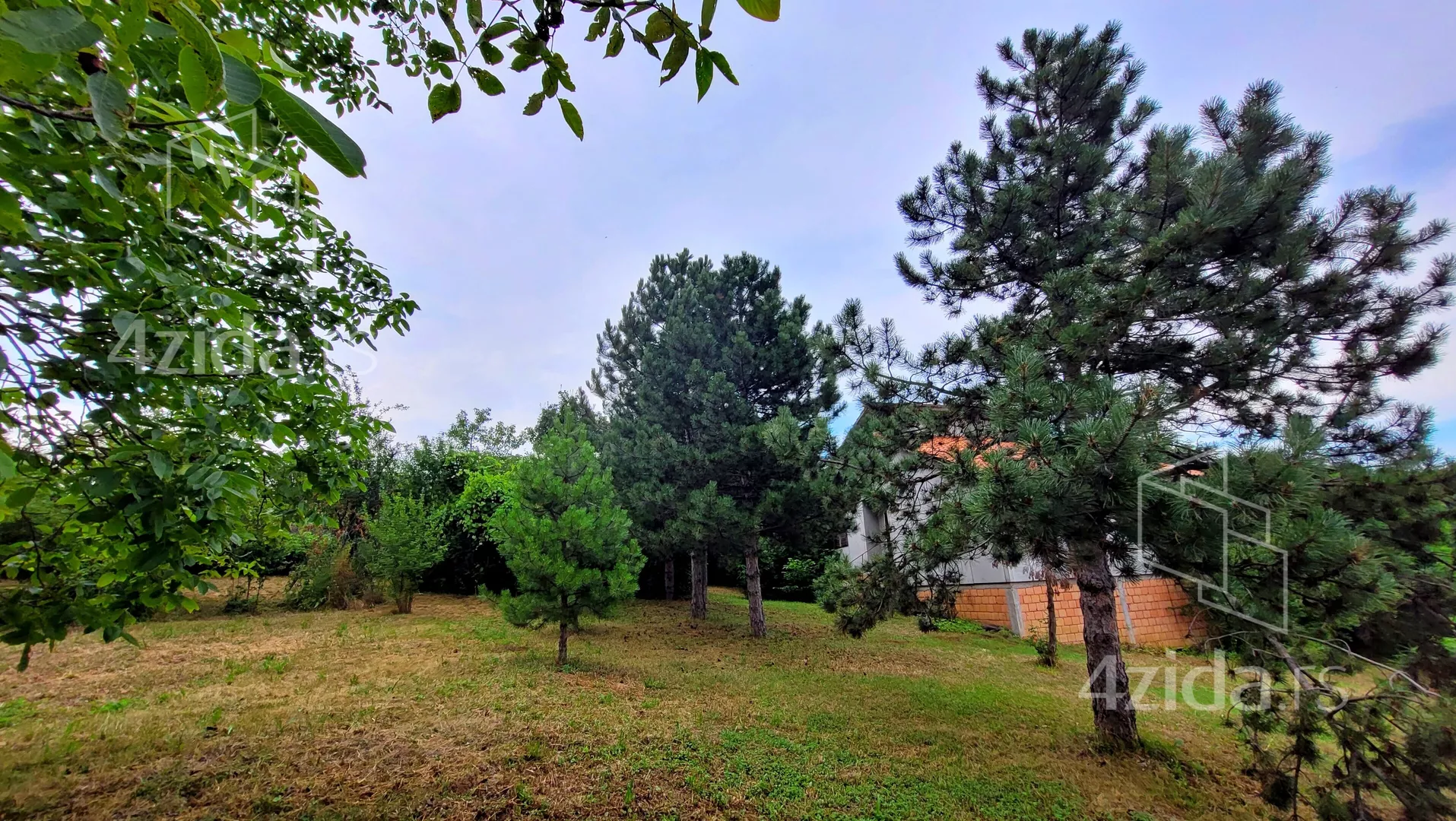 Građevinsko zemljište | 4zida