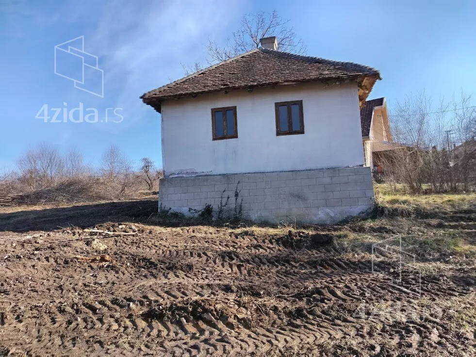 Građevinsko zemljište | 4zida