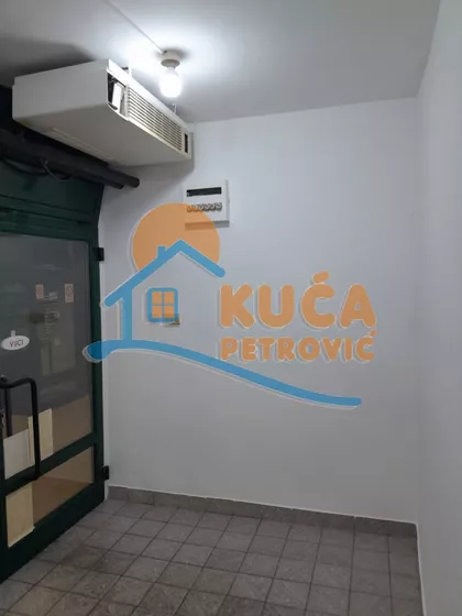 Obrenovićeva | 4zida.rs