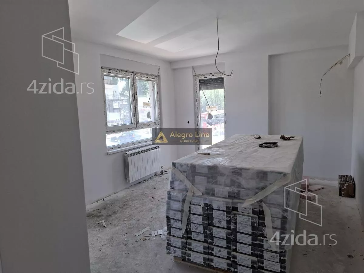 Troiposoban stan | 4zida