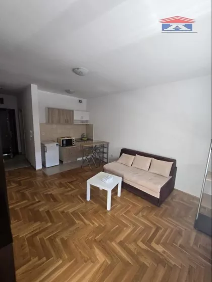 Cara Dušana | 4zida.rs