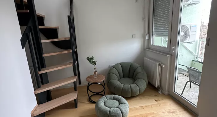 Troiposoban stan | 4zida