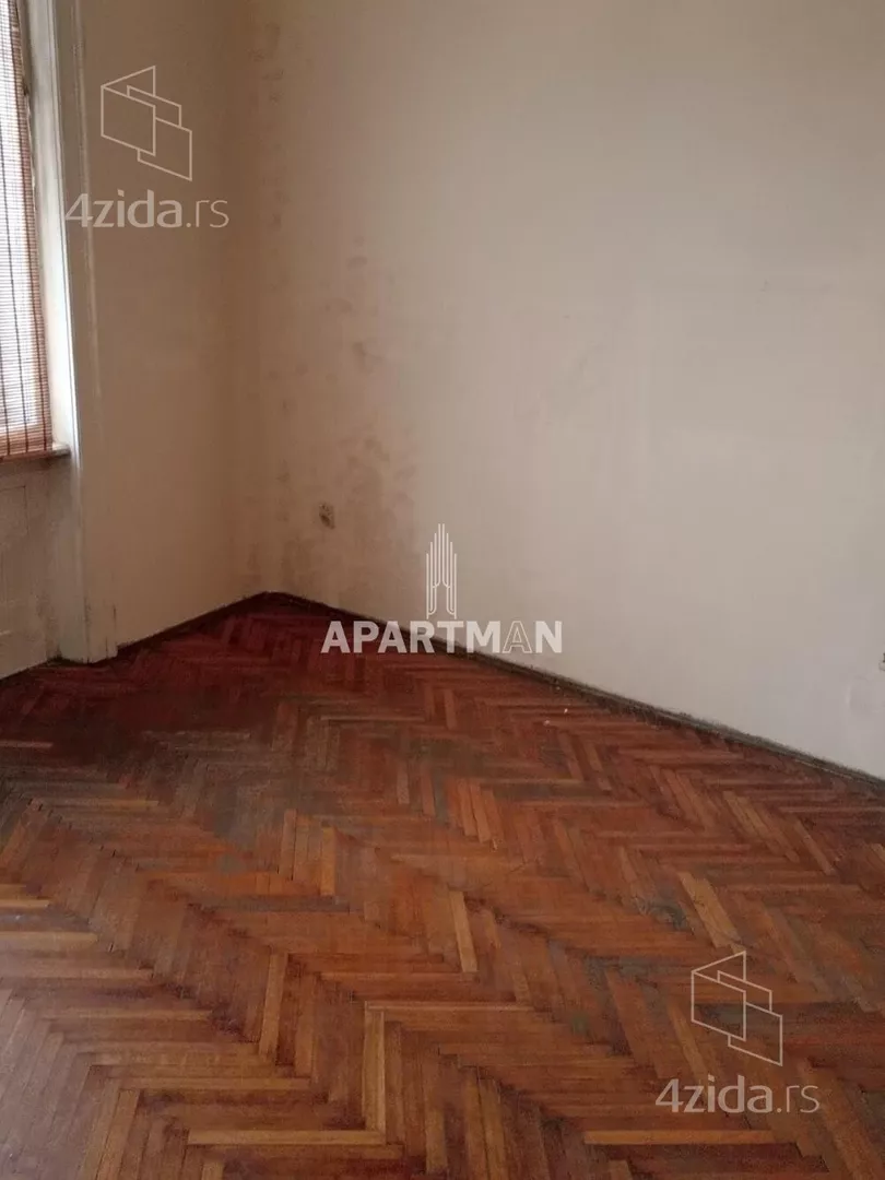 Četvoroiposoban stan | 4zida
