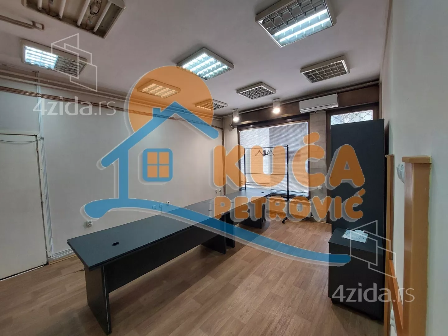 Lokal | 4zida