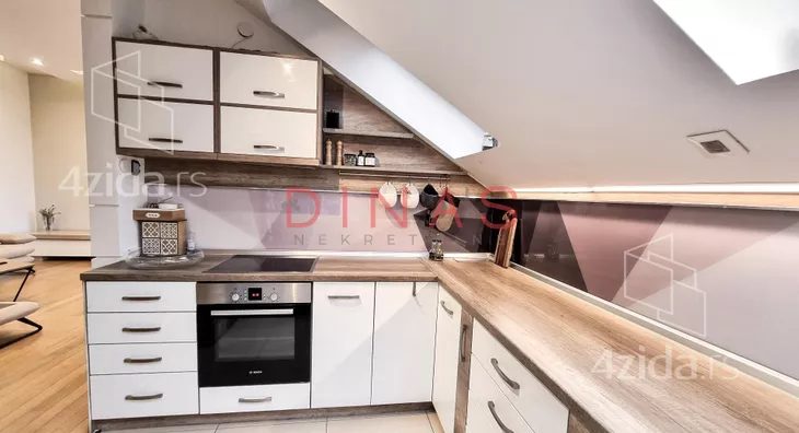 Petosoban stan | 4zida