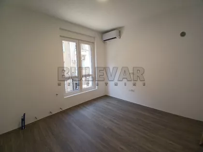 Obrenovićeva | 4zida.rs