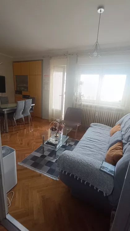 Gradske lokacije | 4zida.rs