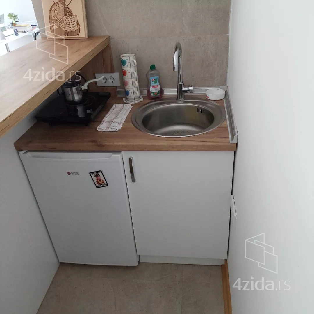 Kancelarija | 4zida