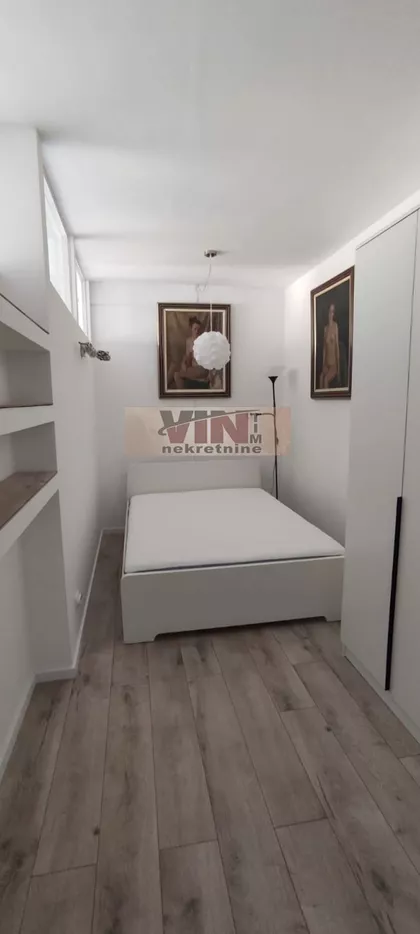 RADOVANA SIMICA CIGE | 4zida.rs