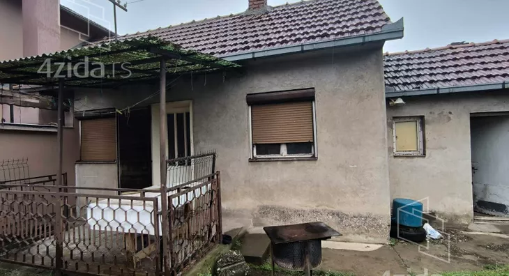 3-etažna kuća | 4zida