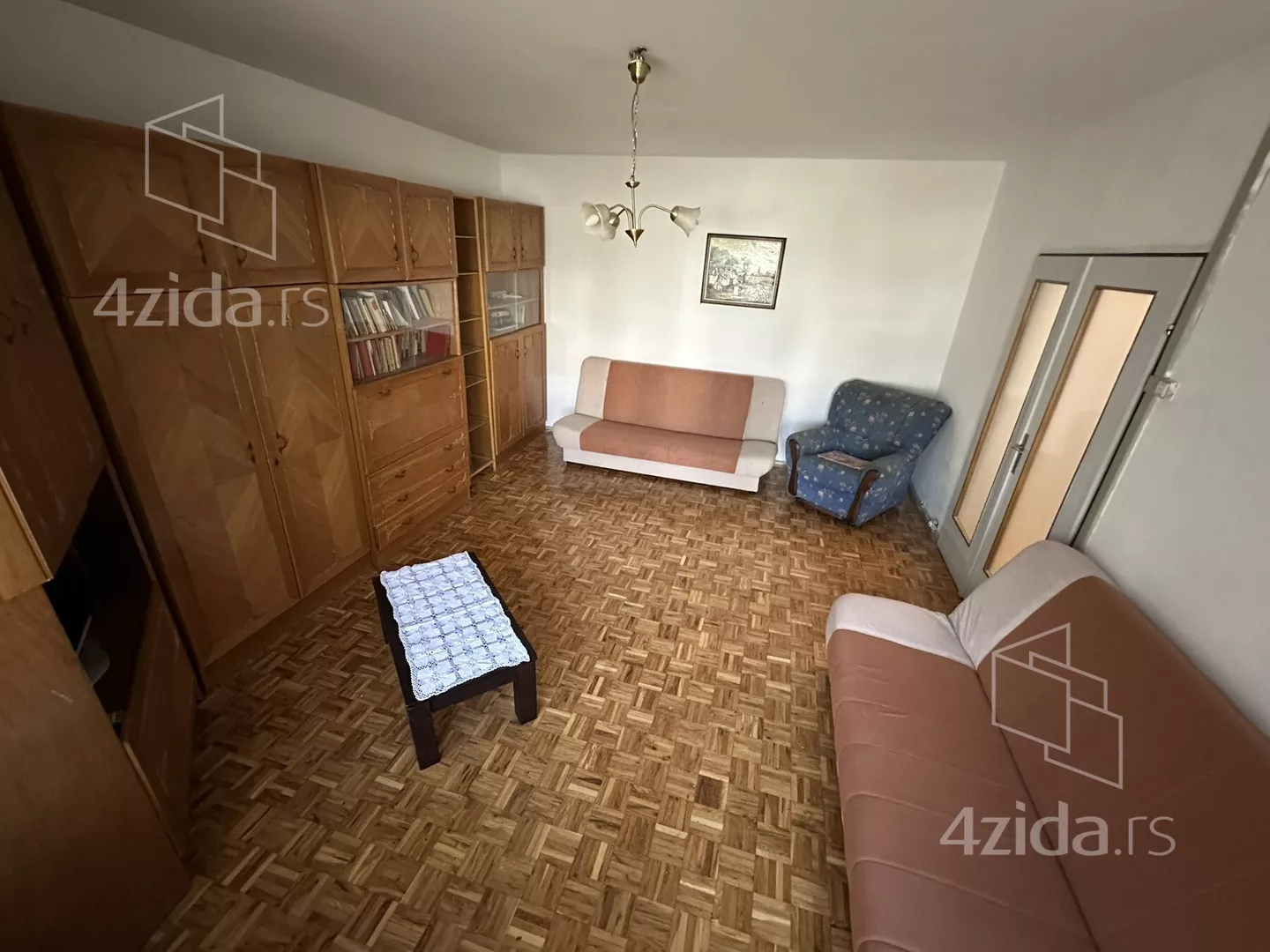 Troiposoban stan | 4zida